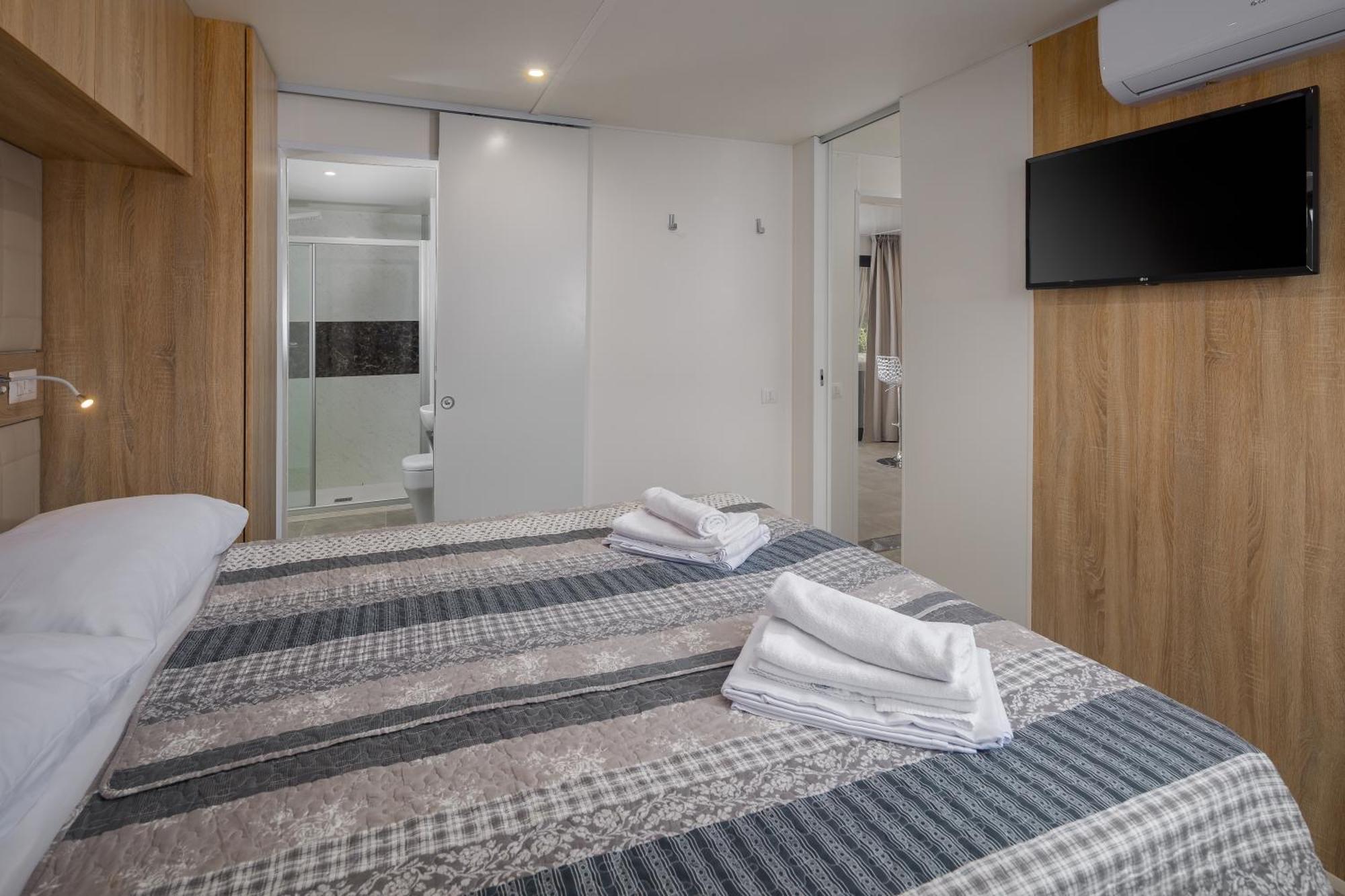 Premium Camping Homes Santa Marina, Lanterna Tar-Vabriga Luaran gambar