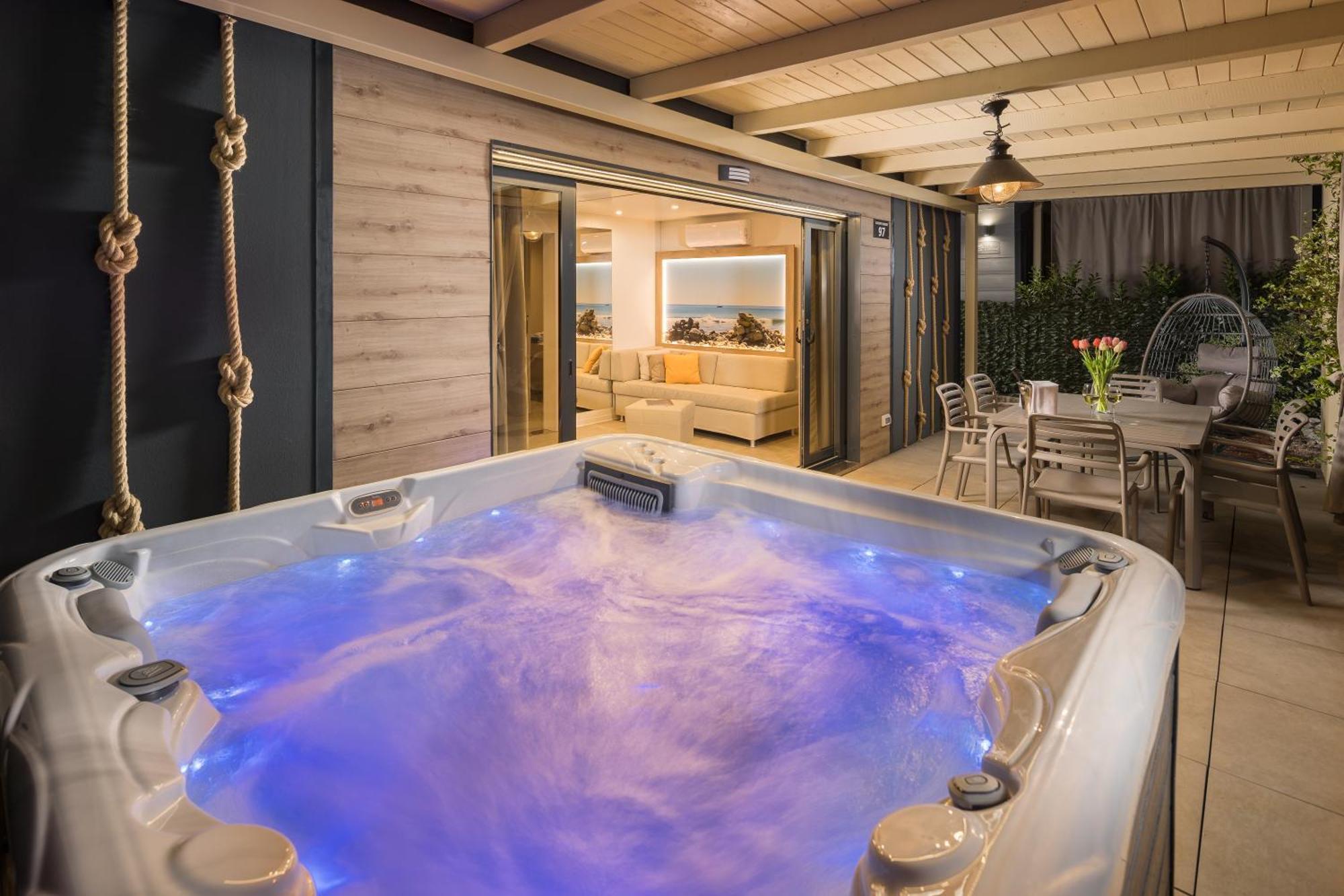 Premium Camping Homes Santa Marina, Lanterna Tar-Vabriga Luaran gambar
