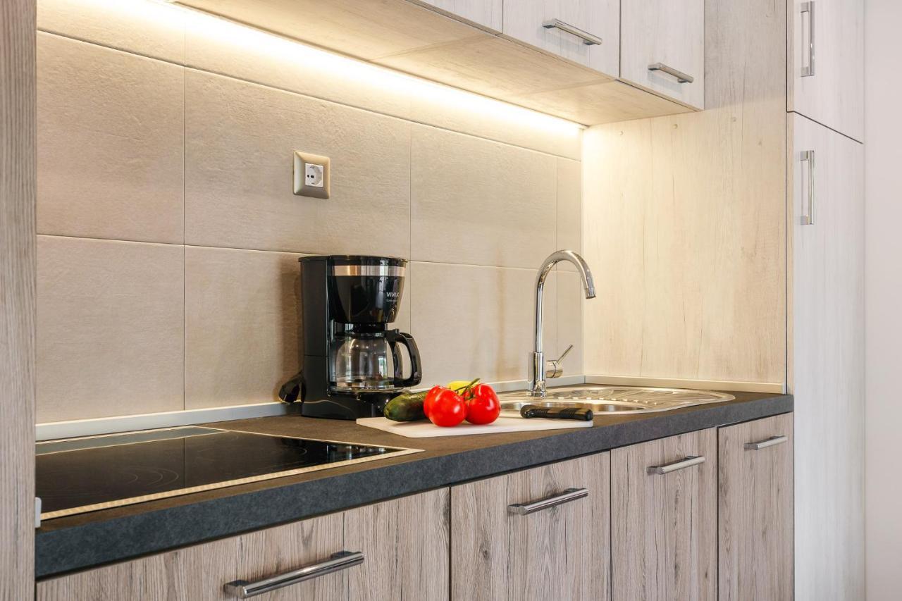 Premium Camping Homes Santa Marina, Lanterna Tar-Vabriga Luaran gambar
